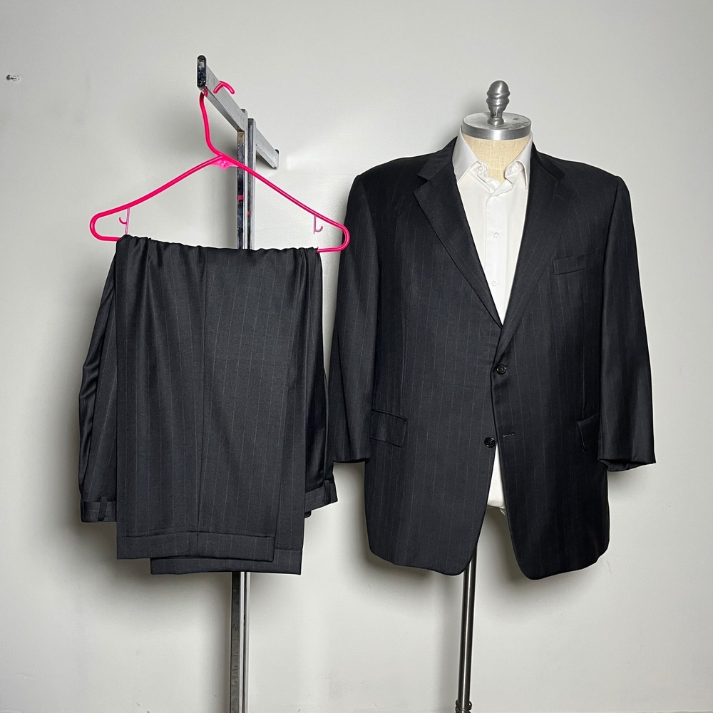 Hickey Freeman Suit Mens 48R 41x26.5 Charcoal Pinstripe Canterbury Wool 2-Button